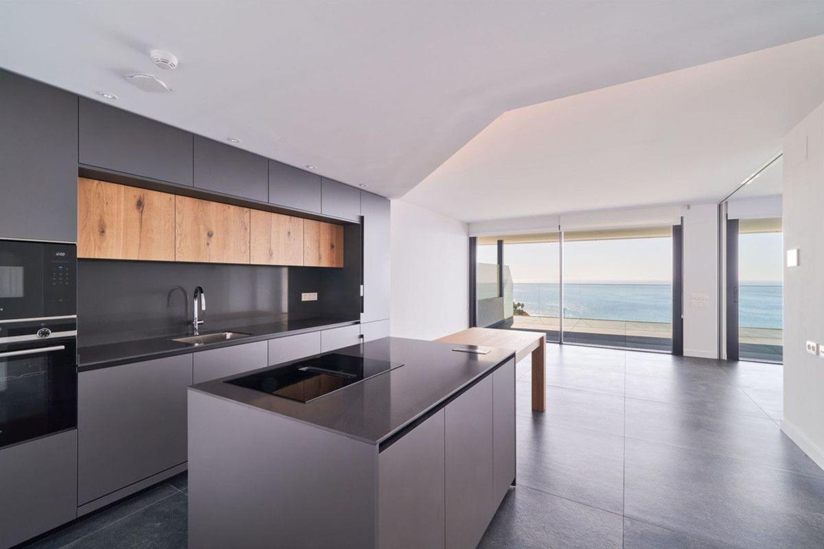 Продажа квартиры на Piso en Calle Alba s/n, El Higuerón, Fuengirola, Фуэнхирола
photo 3