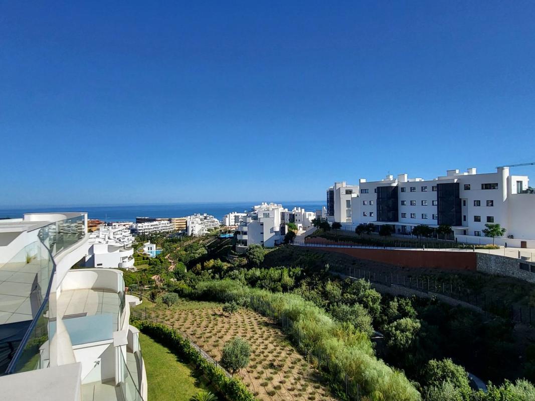 Продажа пентхауса на Ático en Avenida 8 de Marzo, El Higuerón, Fuengirola, Фуэнхирола photo 2