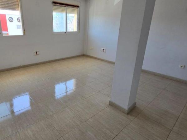 Продажа квартиры на Piso en Calle Sagrada Familia, 94, Zona Pueblo, Pilar de la Horadada, Пилар де ла Орадада
 photo 4