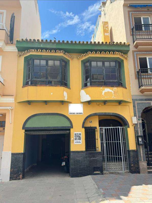 Propiedades en venta y alquiler en España photo 1