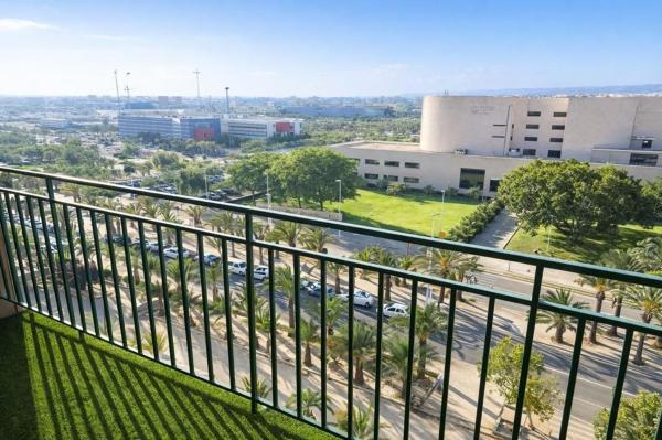 Продажа квартиры на Piso en Avenida de la Universitat d'Elx, Altabix, Elche / Elx, Эльче / Эльх
photo 1
