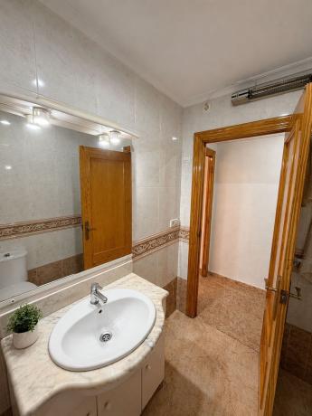 Venta de piso en Piso en Calle del Ingeniero Canales, Plà del Bon Repòs-La Goteta, Alicante / Alacant, Alicante / Alacant
thumbnail 2