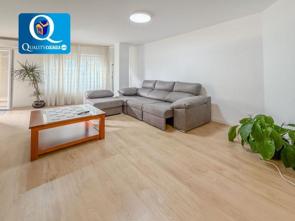 Venta de piso en Piso en Centro, San Juan de Alicante, San Juan de Alicante
thumbnail 2