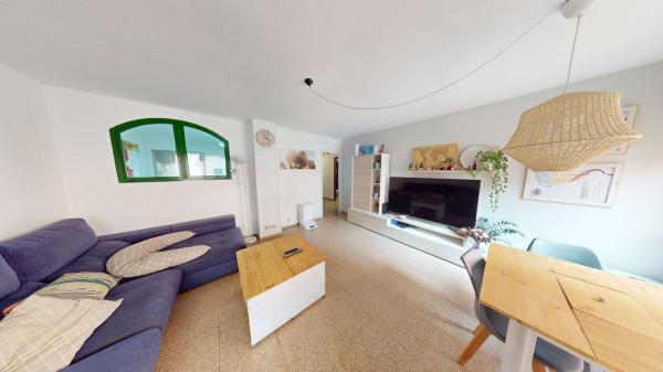 Venta de piso en Piso en Lerida, Carolinas Altas, Alicante / Alacant, Alicante / Alacant
thumbnail 1