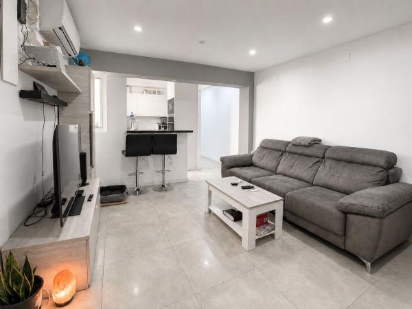 Venta de piso en Piso en Calle del Doctor Bergez, Carolinas Altas, Alicante / Alacant, Alicante / Alacant
photo 1