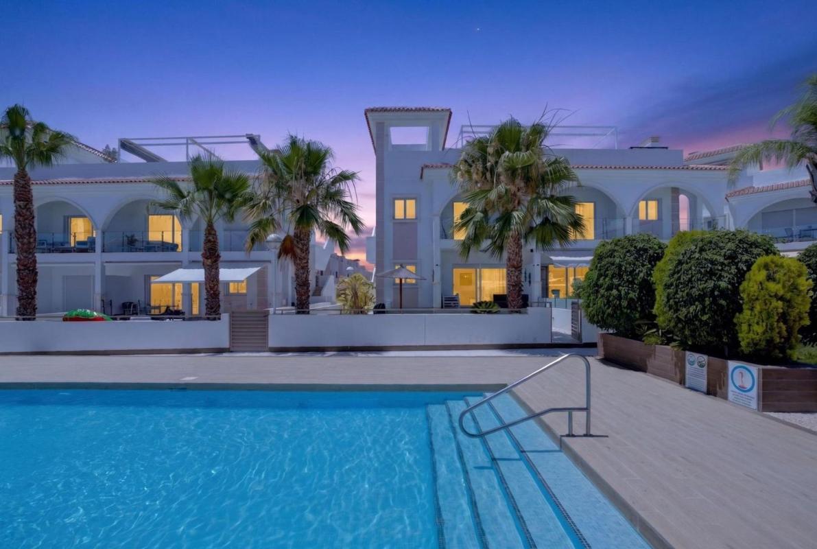 Venta de piso en Piso en Avenida D'Argentina, 40, Calas de Santiago Bernabeu, Santa Pola, Santa Pola
photo 2