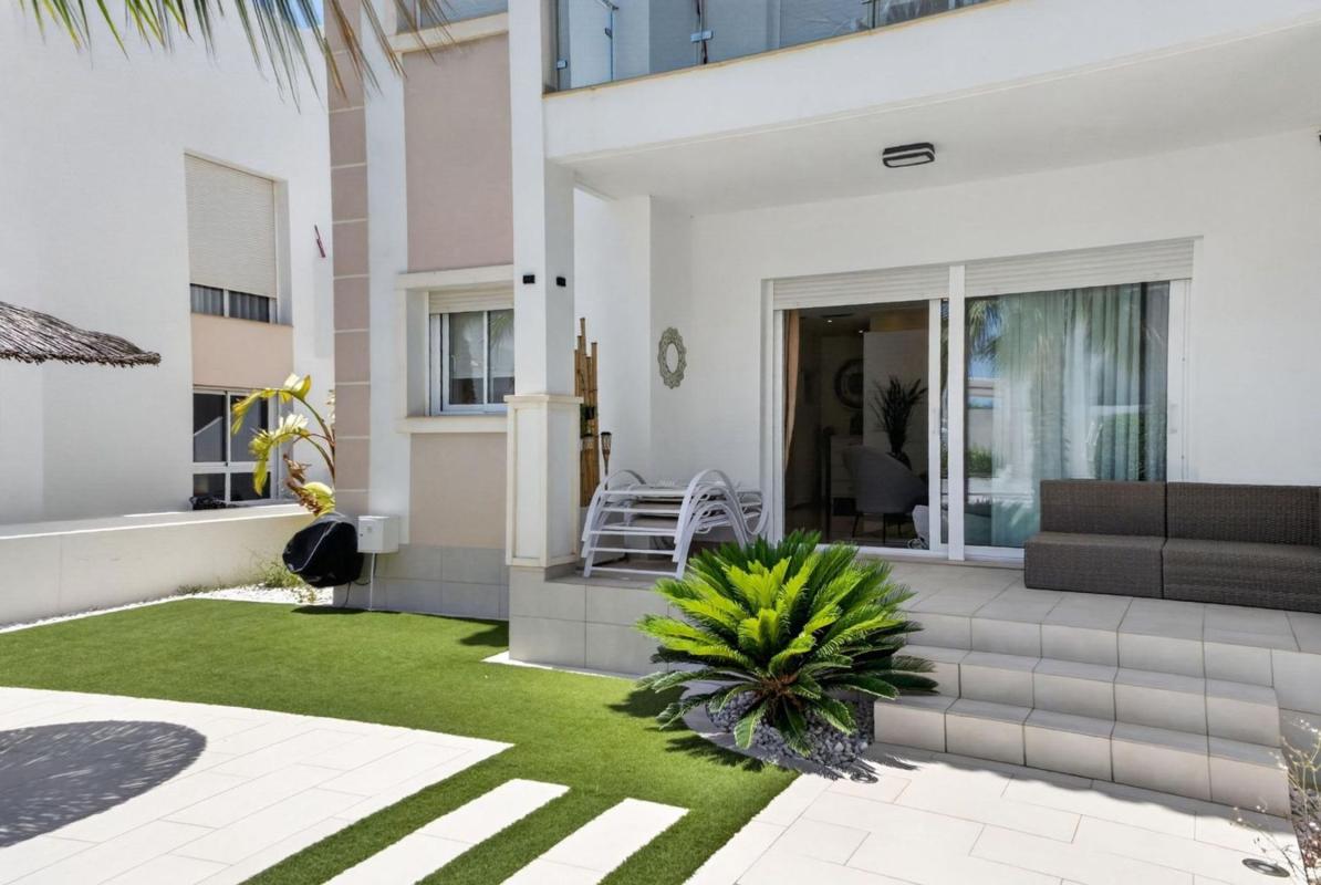 Venta de piso en Piso en Avenida D'Argentina, 40, Calas de Santiago Bernabeu, Santa Pola, Santa Pola
photo 5