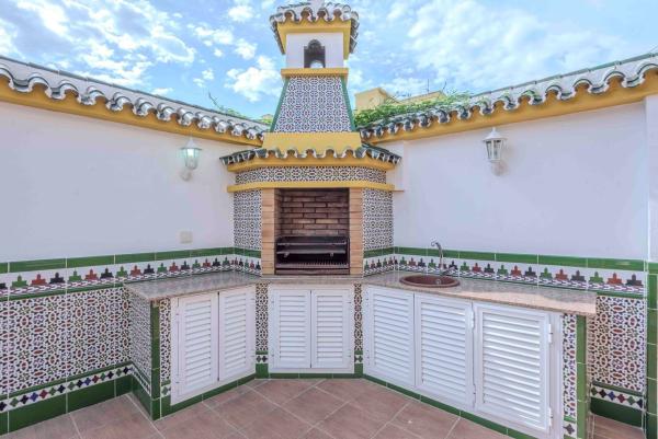 Chalet adosado en Francisco Peñuelas, 1, Centro Ciudad, Fuengirola thumbnail 1