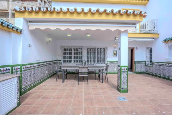 Chalet adosado en Francisco Peñuelas, 1, Centro Ciudad, Fuengirola photo 4