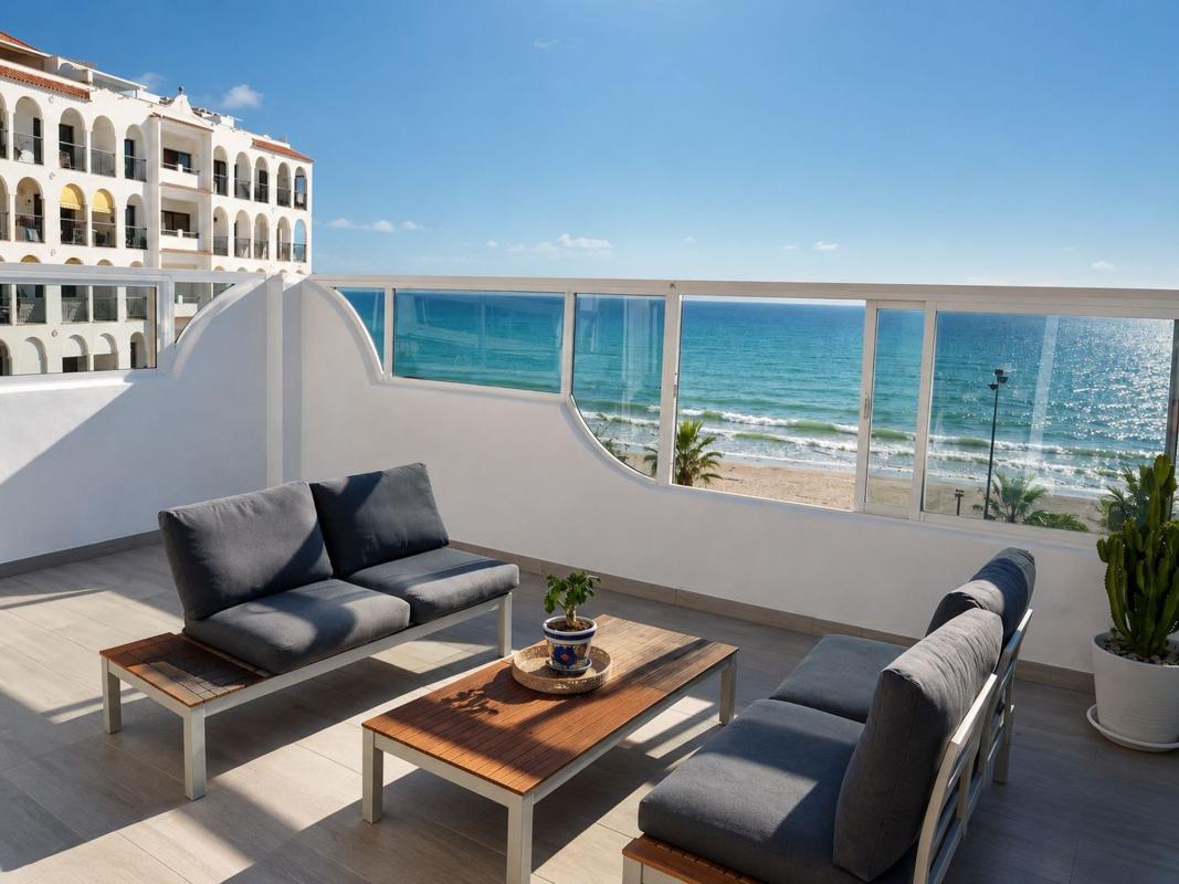 Venta de ático en Ático en Paseo Marítimo Rey de España, 132 D, Las Gaviotas, Fuengirola, Fuengirola photo 1
