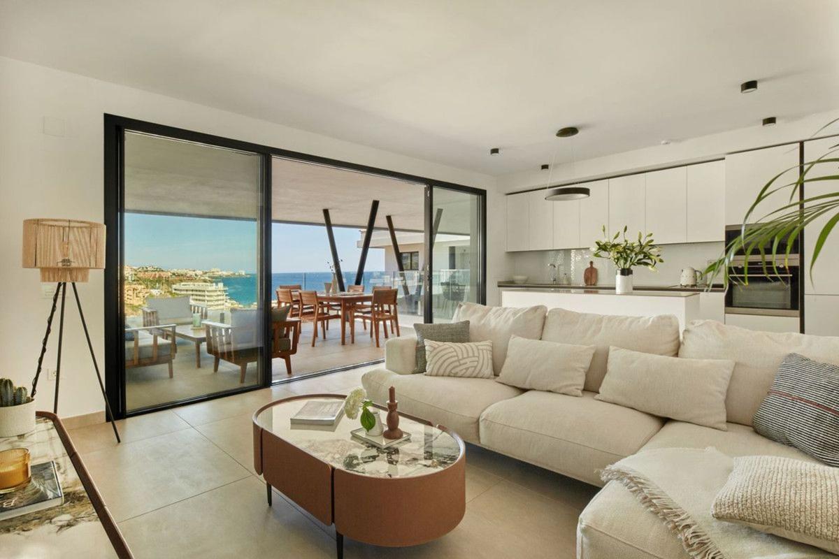 Venta de piso en Piso en Calle Begoña, Las Gaviotas, Fuengirola, Fuengirola
photo 1