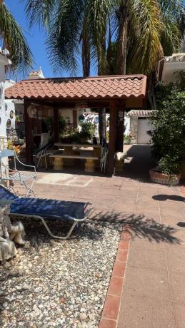 Casa o chalet independiente en Calle de los Cafetos, 1, Los Pacos, Fuengirola photo 4