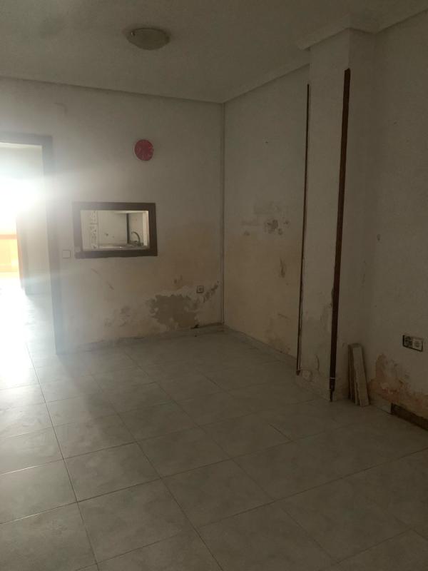 Продажа квартиры на Piso en Calle General Espartero, Carolinas Altas, Alicante / Alacant, Аликанте / Алакант
photo 5
