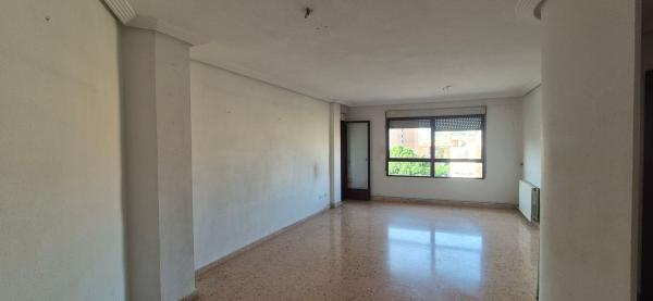 Venta de piso en Piso en Glorieta del Músico Emilio Álvarez Antón, La Florida Portazgo, Alicante / Alacant, Alicante / Alacant
thumbnail 1