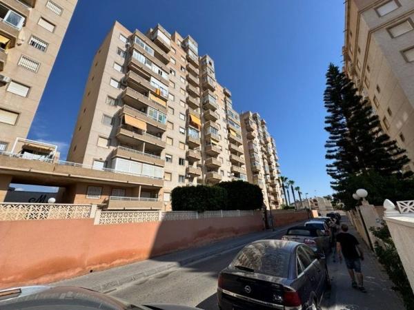 Продажа квартиры на Piso en Calle Joven Pura, Nueva Torrevieja, Torrevieja, Торревьеха
 photo 1