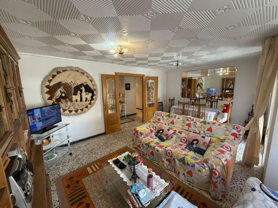 Продажа квартиры на Piso en Calle del Capità Baltasar Tristany, Pont Nou-Corazón de Jesús, Elche / Elx, Эльче / Эльх
photo 1