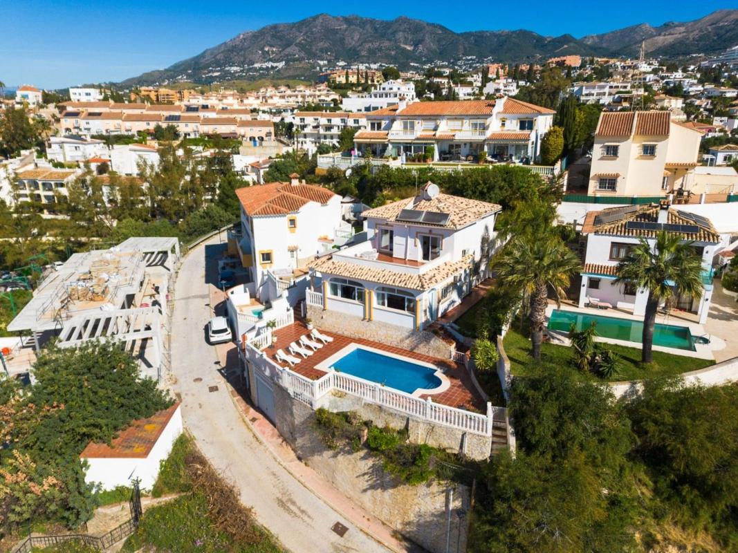 Propiedades en venta y alquiler en España photo 2
