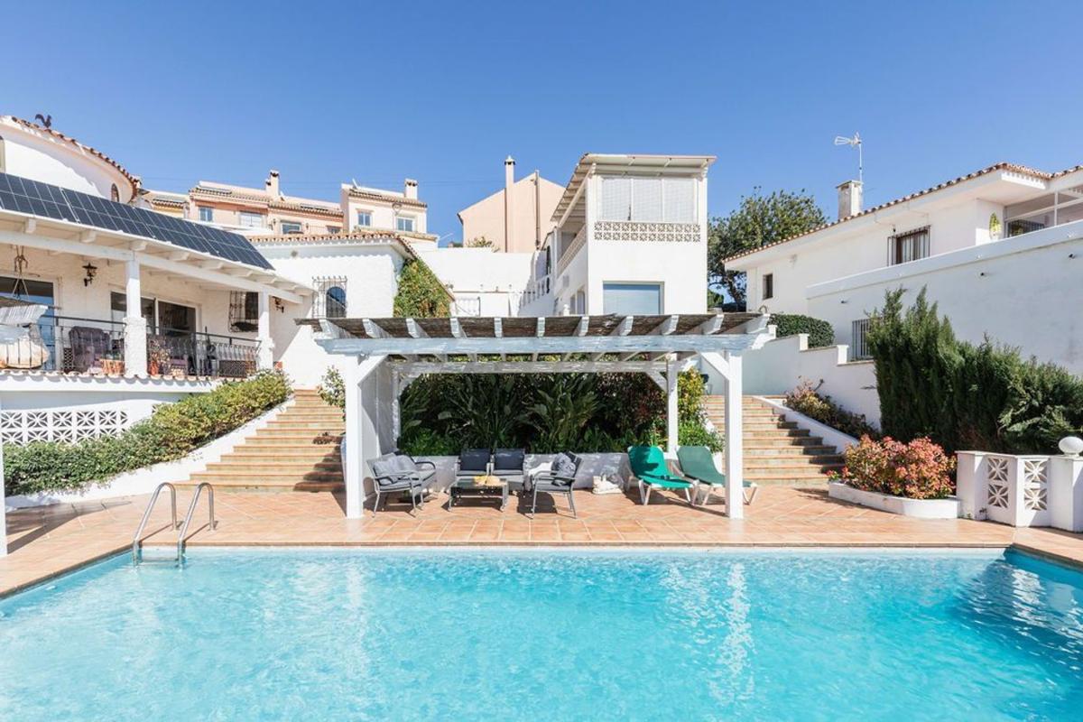 Properties for sale and rent in Spain photo 5