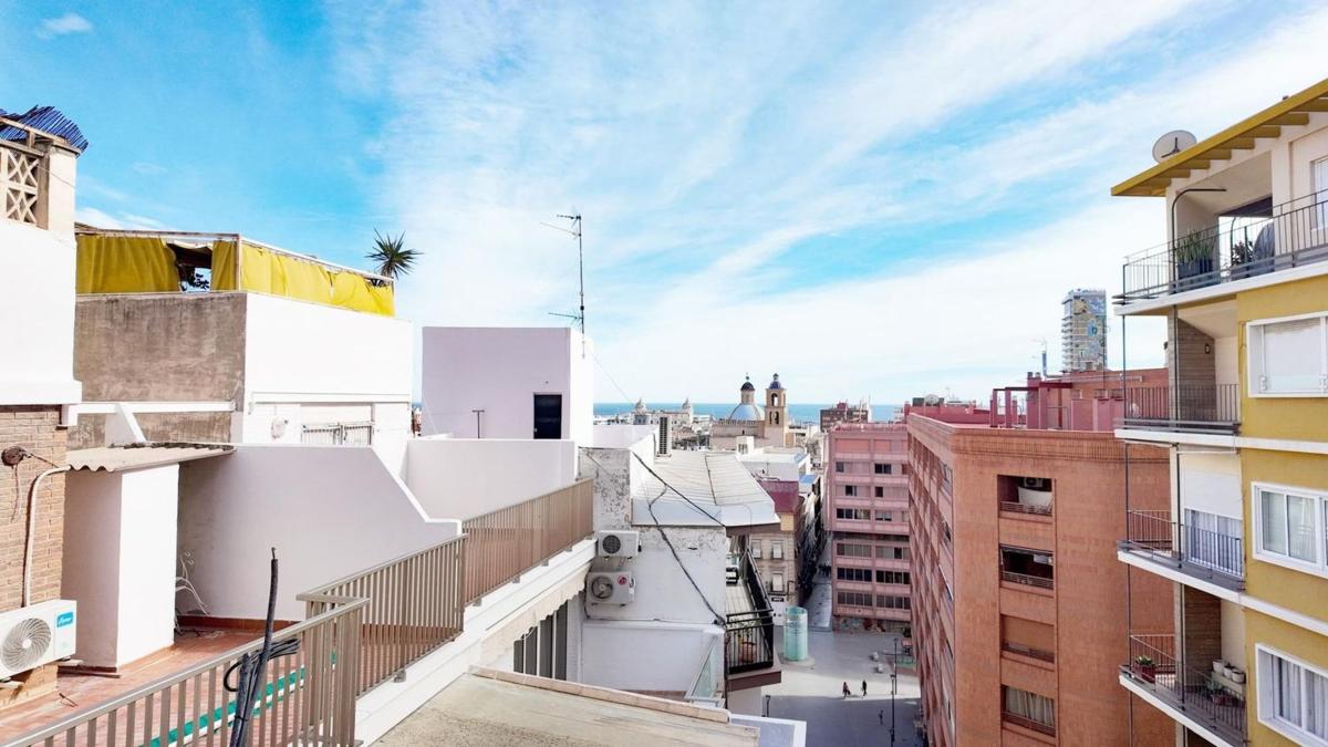 Duplex sale in Dúplex en Casco Histórico-Santa Cruz, Alicante / Alacant, Alicante photo 5