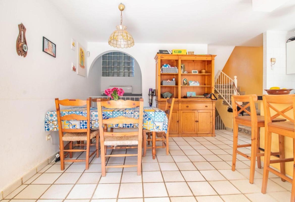 Недвижимость на продажу и в аренду в Испании photo 5