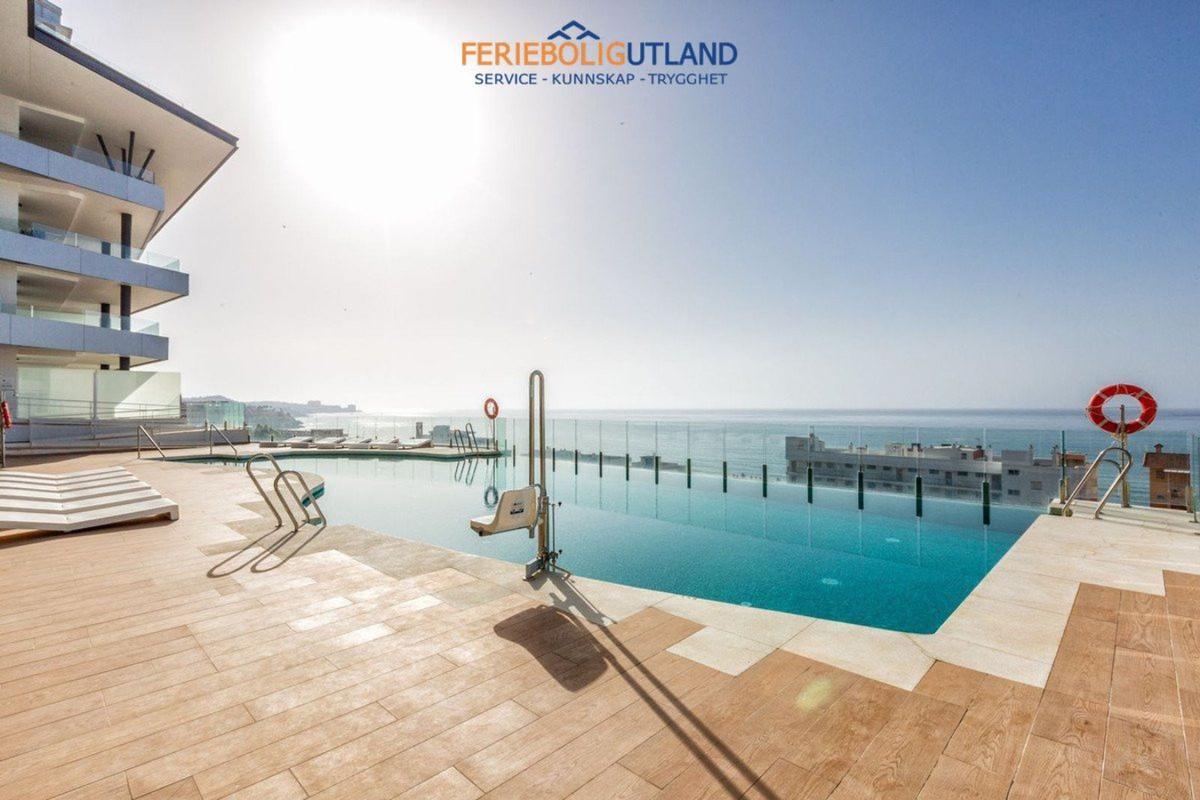 Sale of apartment in Piso en Calle Tucán, Torreblanca del Sol, Fuengirola, Fuengirola
photo 1