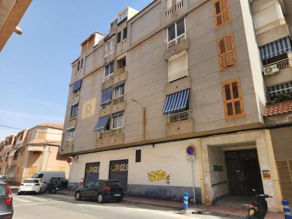 Продажа квартиры на Piso en Valencia, El Molino, Torrevieja, Торревьеха
 photo 1