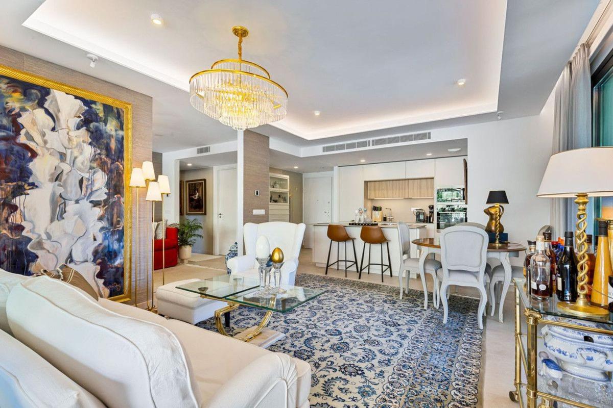 Venta de piso en Piso en Avenida Santa Amalia, Zona Sohail, Fuengirola, Fuengirola
photo 2