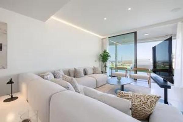 Venta de piso en Piso en El higueron s/n, El Higuerón, Fuengirola, Fuengirola
 photo 1