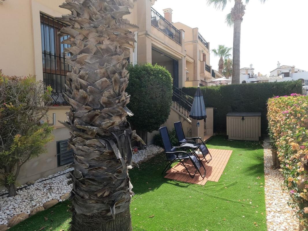 Продажа квартиры на Piso en Calle Almoradí, 442, Algorfa, Алгорфа
photo 1