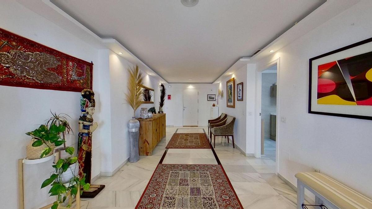 Venta de piso en Piso en Paseo Marítimo Rey de España, Zona Sohail, Fuengirola, Fuengirola
photo 2