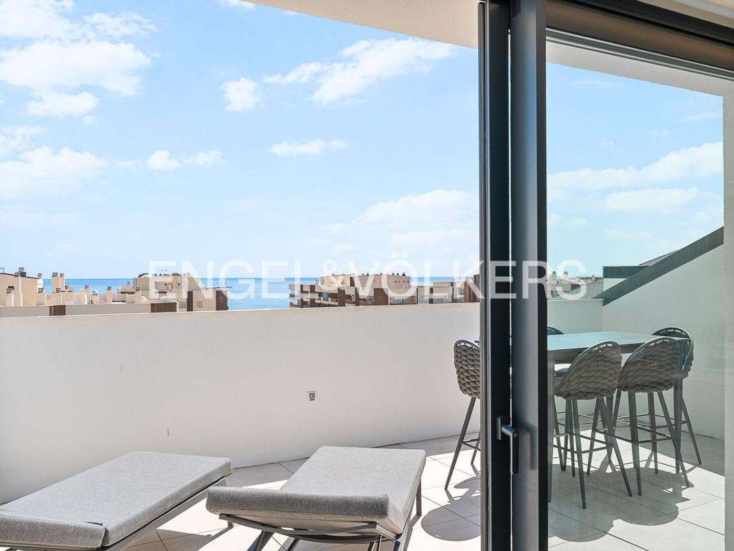 Продажа пентхауса на Ático en Avenida Santa Amalia, Zona Sohail, Fuengirola, Фуэнхирола photo 2