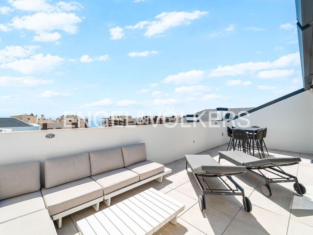 Продажа пентхауса на Ático en Avenida Santa Amalia, Zona Sohail, Fuengirola, Фуэнхирола photo 3
