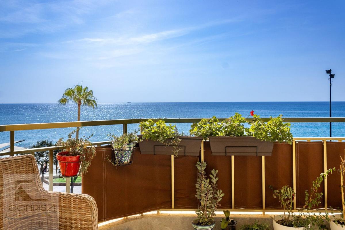 Sprzedaż mieszkania w Piso en Paseo Marítimo Rey de España, Zona Sohail, Fuengirola, Fuengirola
photo 1