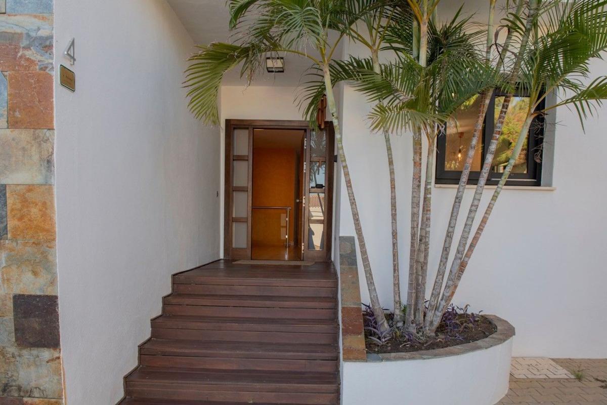 Properties for sale and rent in Spain photo 2