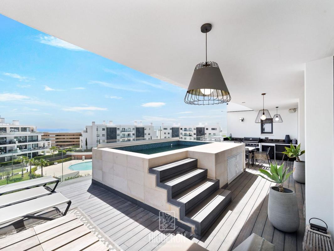 Продажа пентхауса на Ático en Calle Paula, 2, El Higuerón, Fuengirola, Фуэнхирола photo 1