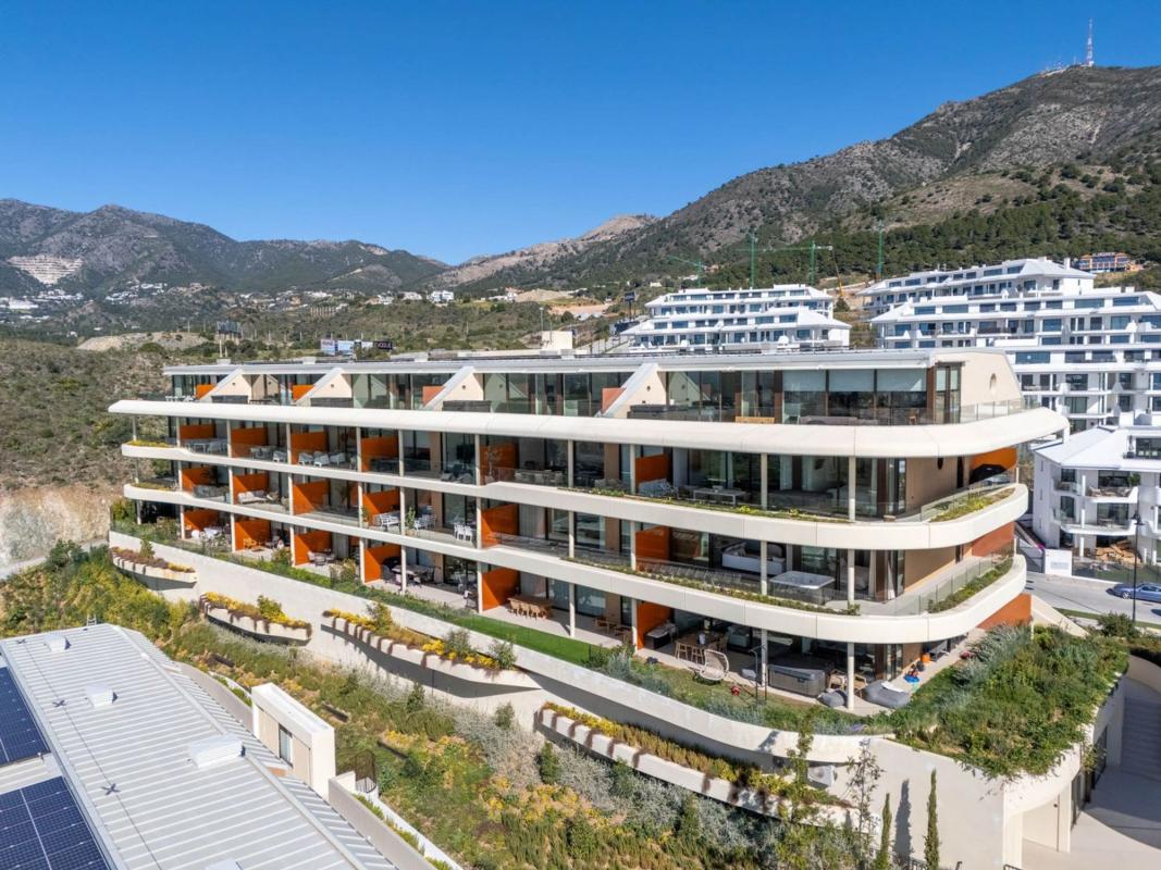 Продажа квартиры на Piso en Avenida Fuengirola, El Higuerón, Fuengirola, Фуэнхирола
photo 2