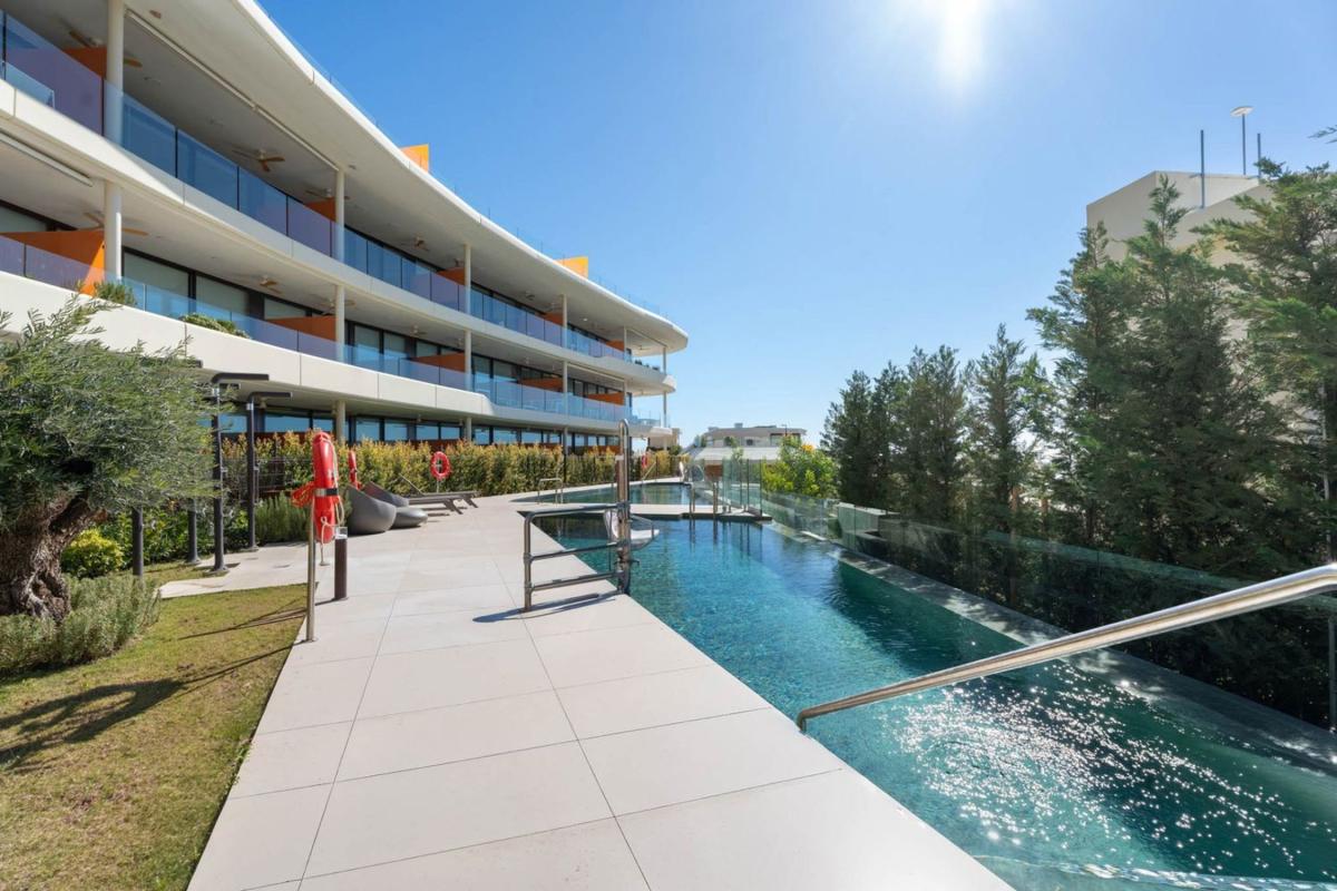Продажа квартиры на Piso en Avenida Fuengirola, El Higuerón, Fuengirola, Фуэнхирола
photo 3