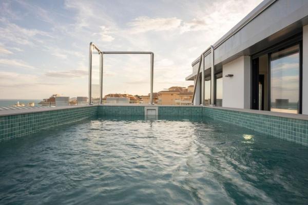 Ático en venta en  Ático en Calle Begoña, 3, Las Gaviotas, Fuengirola, Fuengirola photo 1