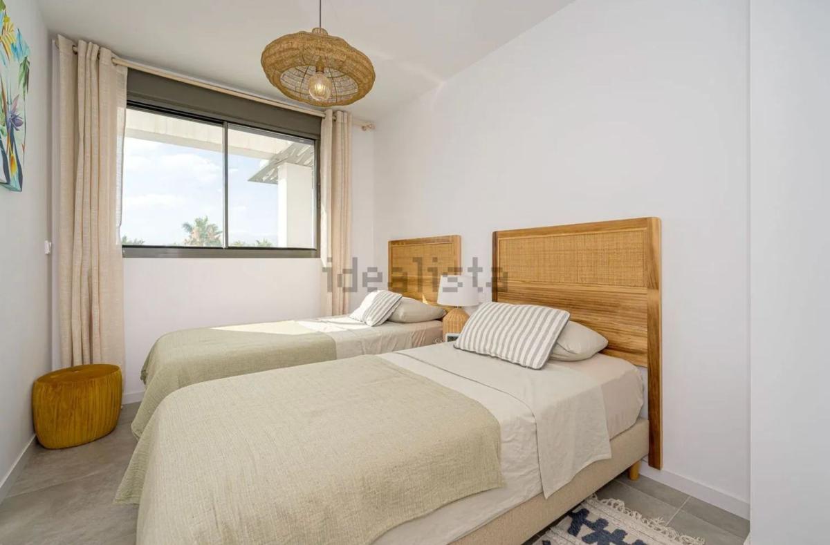 Sprzedaż mieszkania w Piso en Calle de Veneçuela, Balcón de Finestrat-Terra Marina, Finestrat, Finestrat
photo 3