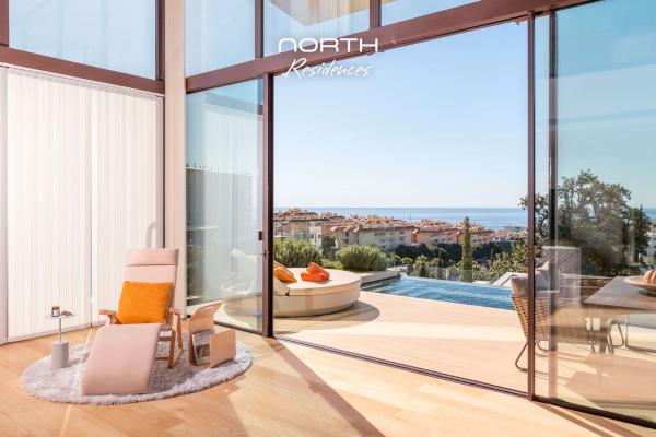 Chalet adosado en Avenida del 8 de marzo s/n, El Higuerón, Fuengirola photo 1