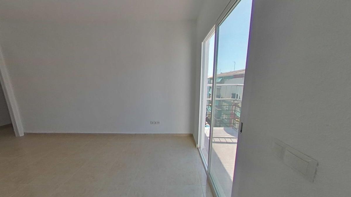 Sale of apartment in Piso en Calle Profesores Hermanos Muñoz, Princesa Mercedes, Alicante / Alacant, Alicante
 photo 4