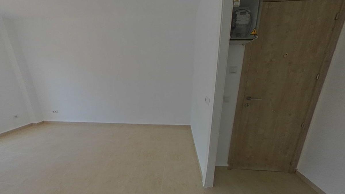 Sale of apartment in Piso en Calle Profesores Hermanos Muñoz, Princesa Mercedes, Alicante / Alacant, Alicante
 photo 5