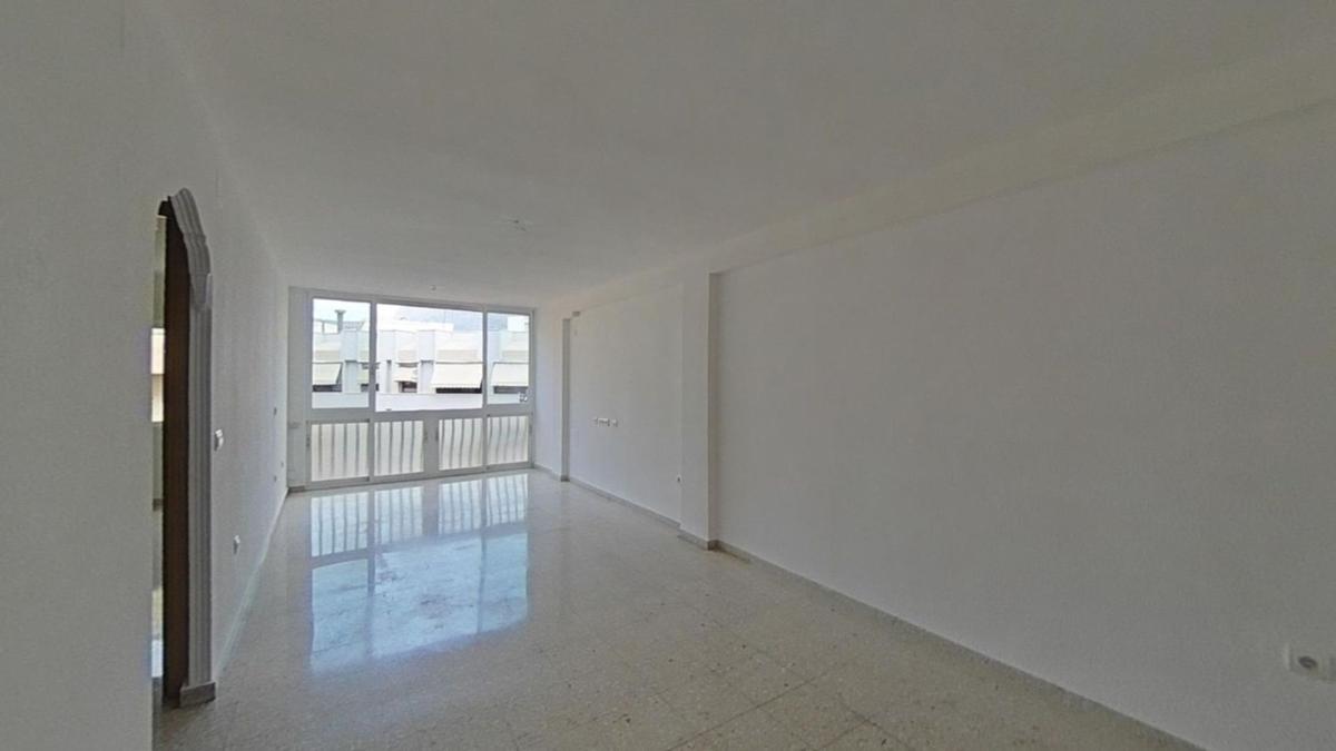 Venta de piso en Piso en Avenida Rei Jaume I, Pueblo Poniente, Benidorm, Benidorm
photo 1