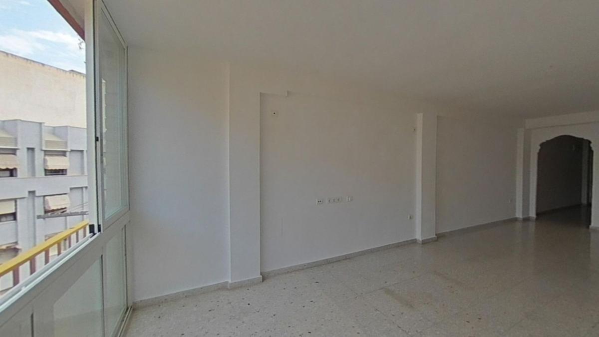 Venta de piso en Piso en Avenida Rei Jaume I, Pueblo Poniente, Benidorm, Benidorm
photo 3