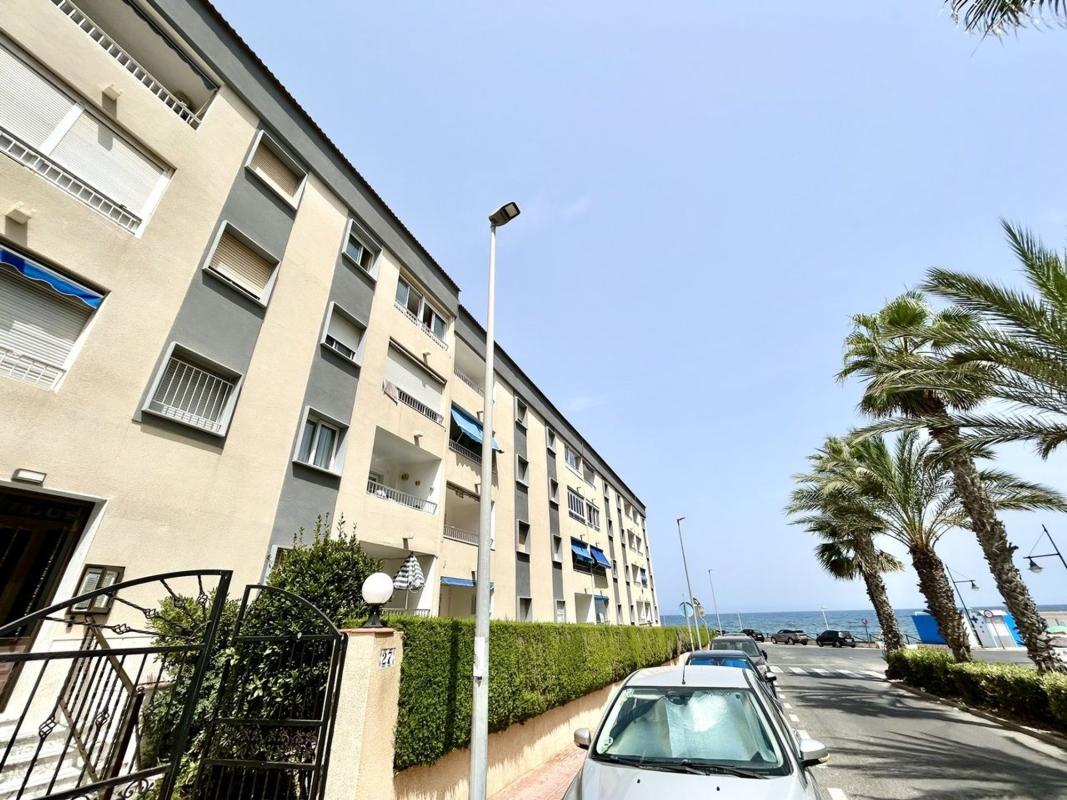 Venta de piso en Piso en Las Olas s/n, Punta Prima, Torrevieja, Torrevieja
photo 4