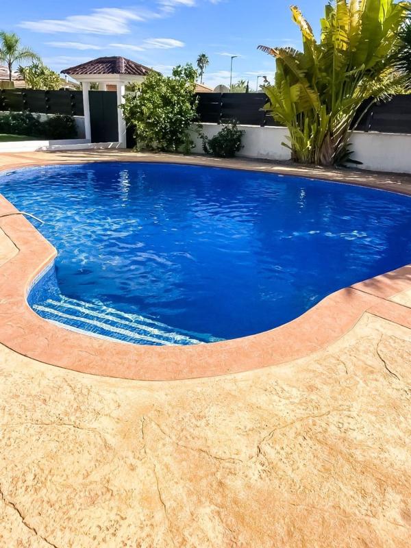 Propiedades en venta y alquiler en España photo 2