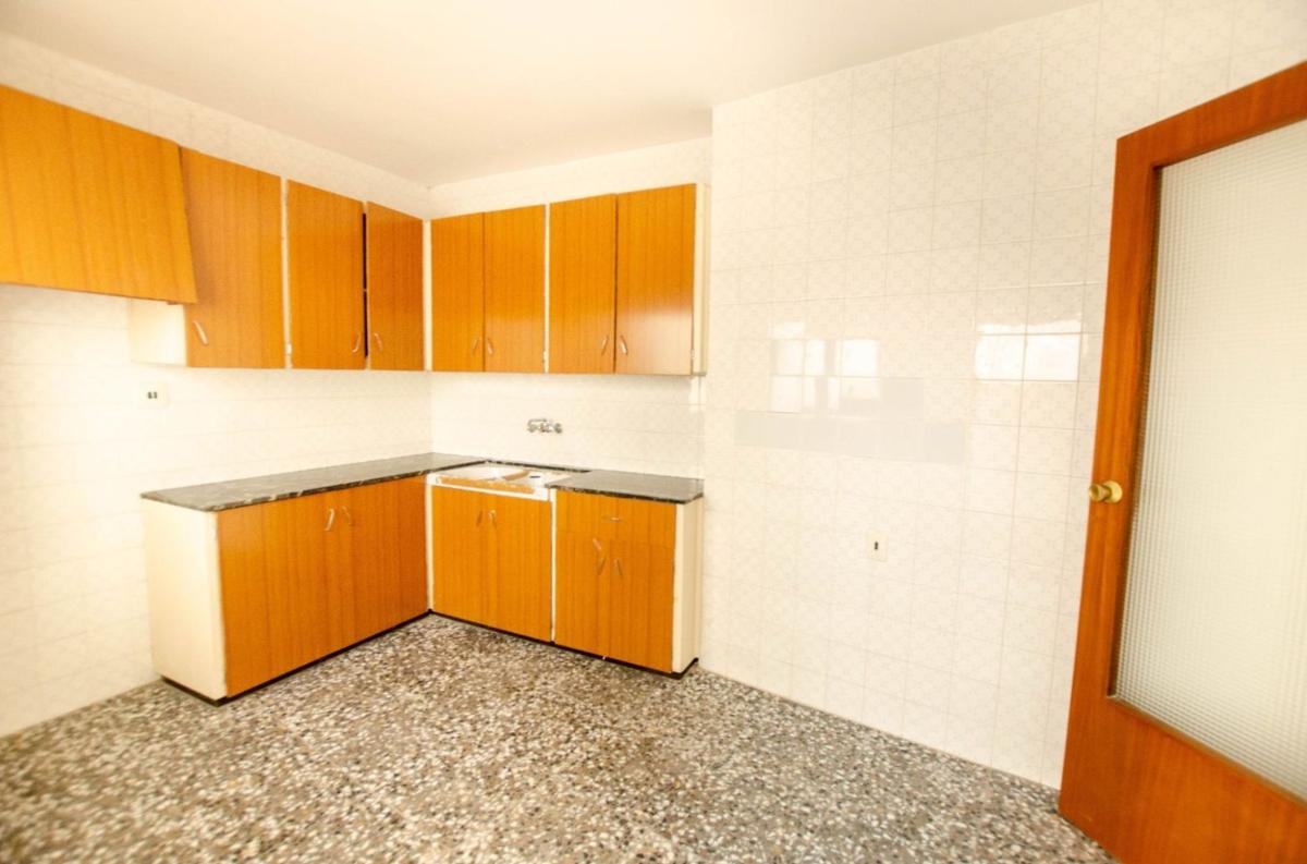 Продажа квартиры на Piso en Calle Metge Lledó, Crevillente, Кревильенте
photo 5