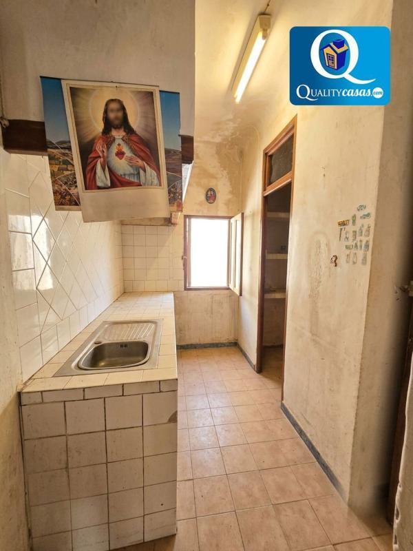 Здание Жилой площадью 317м2 на продажу в Аспе photo 3