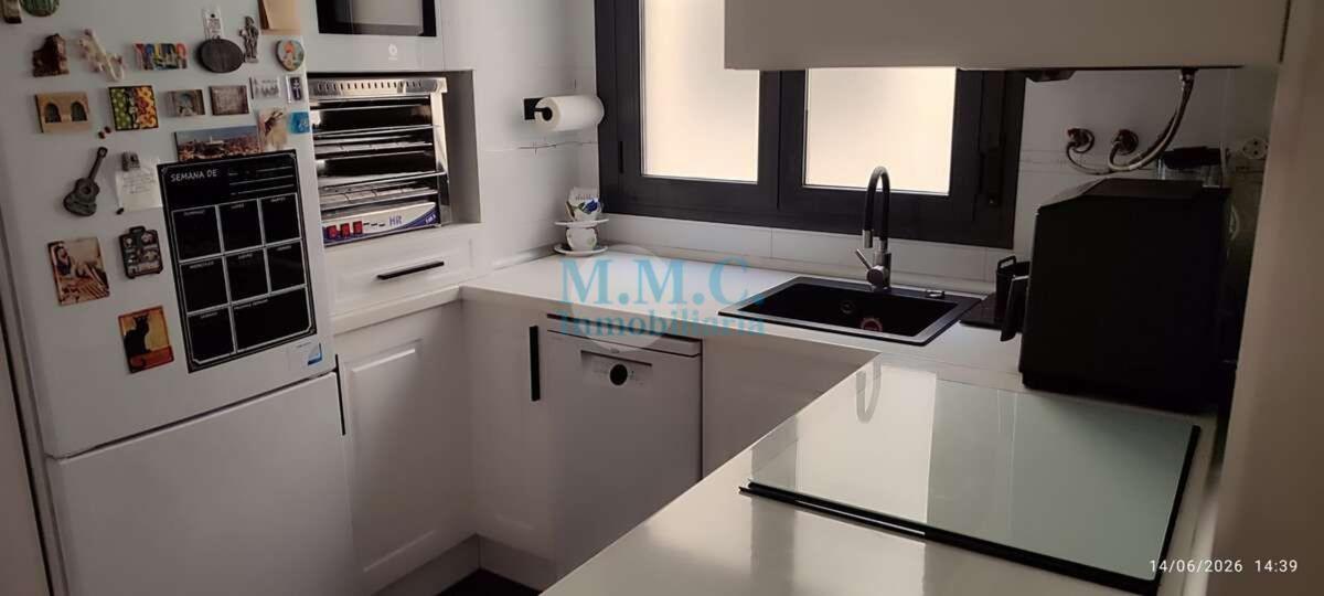 Продажа квартиры на Piso en Centro Urbano, Benidorm, Бенидорм
photo 1