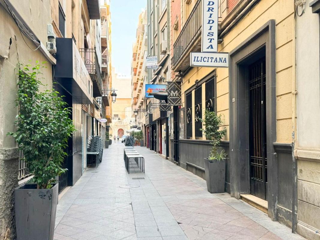 Продажа квартиры на Piso en Calle Pere Ibarra, 6, Centro, Elche / Elx, Эльче / Эльх
photo 1